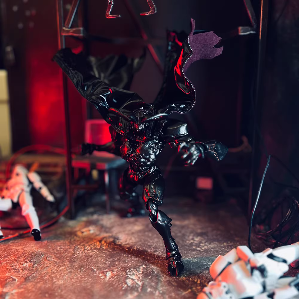 Custom 1/12 Clothing Cloak for Sexy Ice Studios Manticora