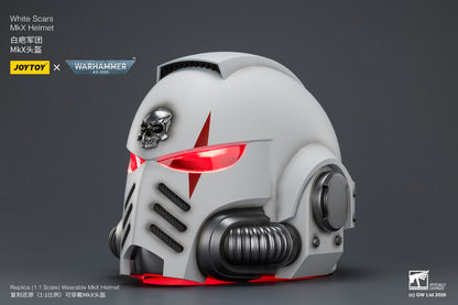 (Pre-Order) Warhammer 40k White Scars MkX Helmet
