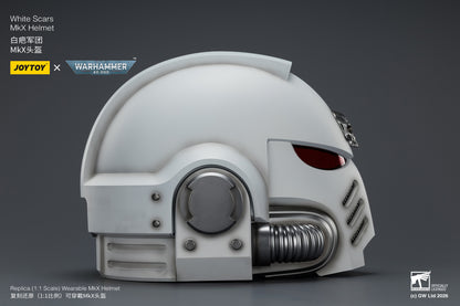 (Pre-Order) Warhammer 40k White Scars MkX Helmet