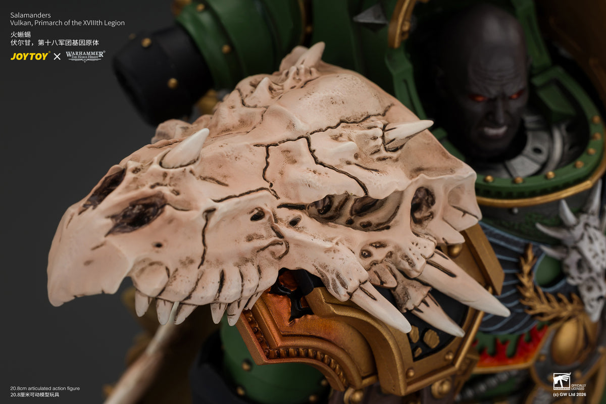 (Pre-Order) Warhammer The Horus Heresy Salamanders Vulkan, Primarch of the XVlllth Legion with Dawnbringer, The Furnace's Heart and Dragon's Breath Gauntlet