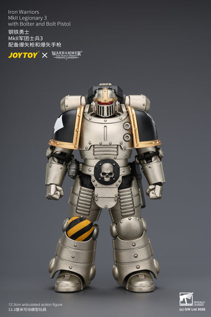 (Pre-Order) Warhammer The Horus Heresy Iron Warriors MkII Legionary 3 with Bolter and Bolt Pistol