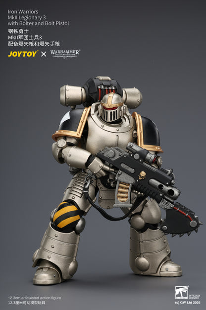 (Pre-Order) Warhammer The Horus Heresy Iron Warriors MkII Legionary 3 with Bolter and Bolt Pistol