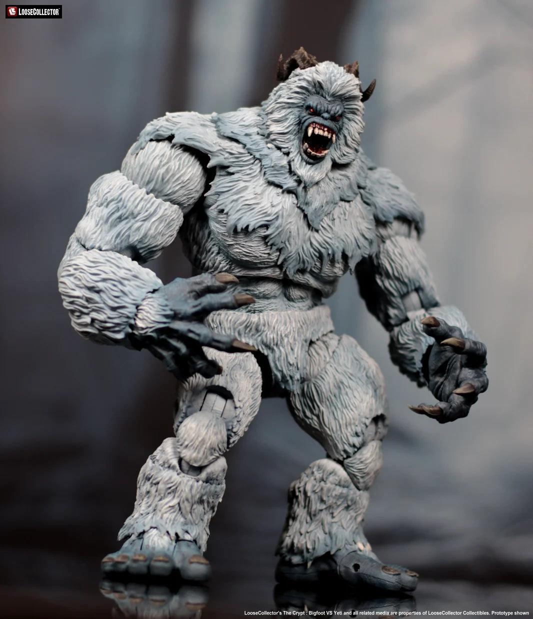 (Pre-Order) Loosecollector The Crypt Bigfoot and Yeti action figure 10 inches