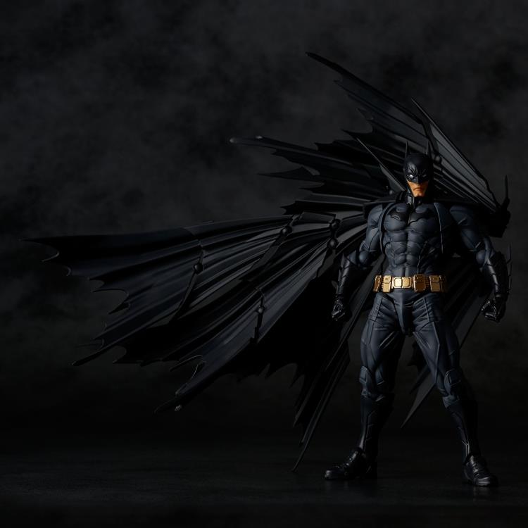 KAIYODO DC Comics Amazing Yamaguchi Revoltech No.009 Batman (In Stock)