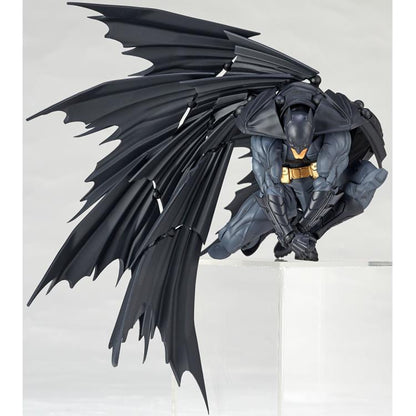 KAIYODO DC Comics Amazing Yamaguchi Revoltech No.009 Batman (In Stock)