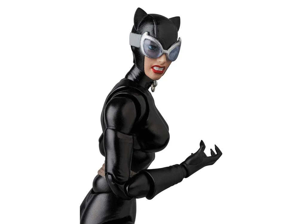 Batman: Hush MAFEX No.123 Catwoman Action Figure